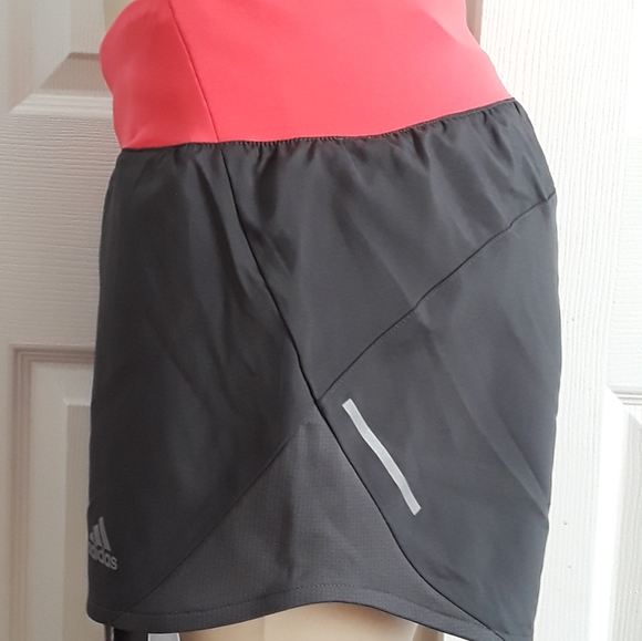 ADIDAS SHORTS RUNNING SIZE M4" - Picture 2 of 6